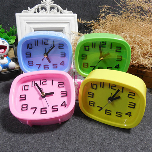 Часы будильник (10×4×8.5см)